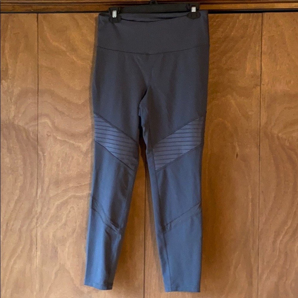 Old Navy Active moto leggings